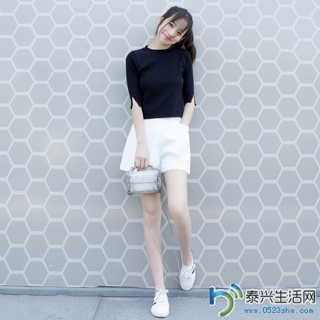 f03dd3afed624cc29bcacfc9b8713c69_th.jpg